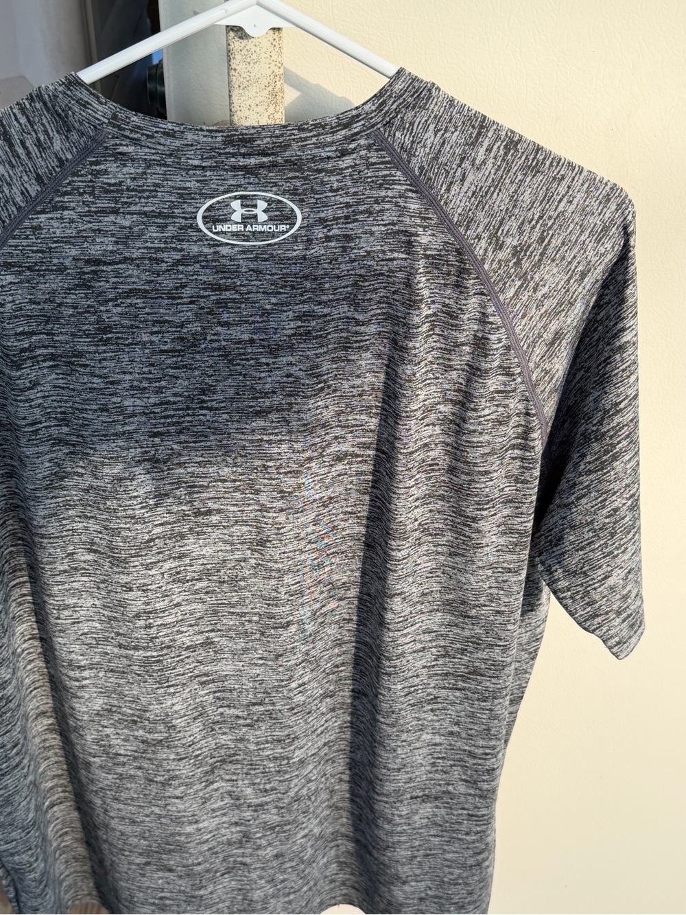 Under Armour Gray Heather Short Sleeve Performance Tee - Picture 4 of 5
